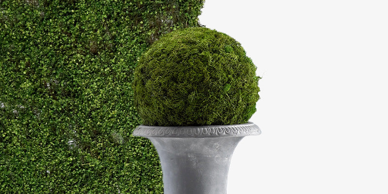 Moss Decoration Ideas and Inspiration for Weddings