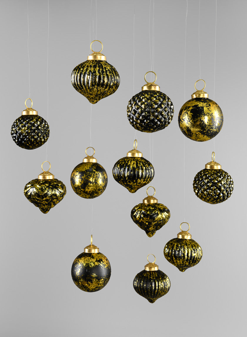 2.5in Black Gold Antique Ornaments