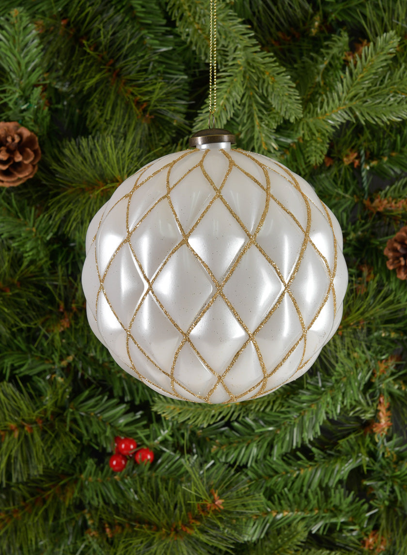 6in Pearl Gold Line Ornament