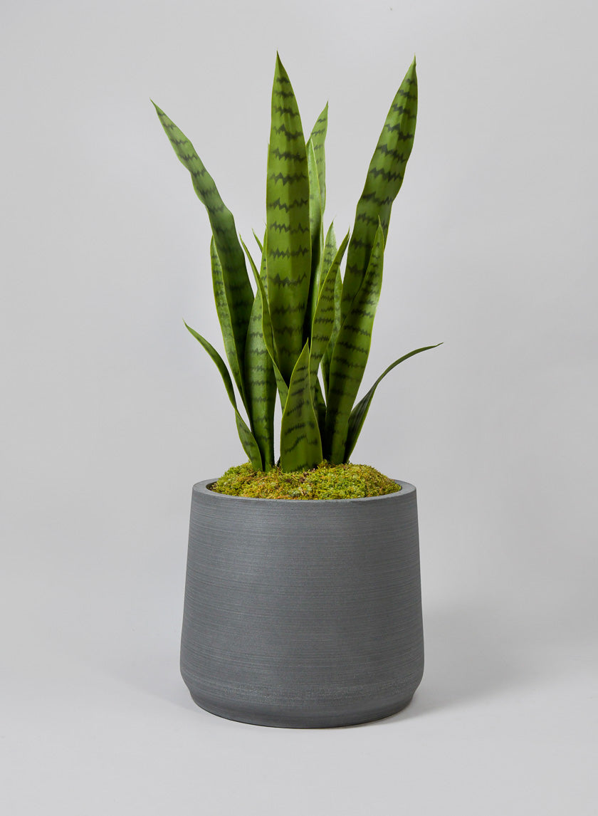 Alaric Grey Fiber Planter