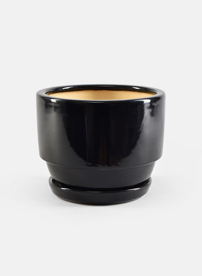 7 1/2in Glossy Black Pot &amp; Saucer