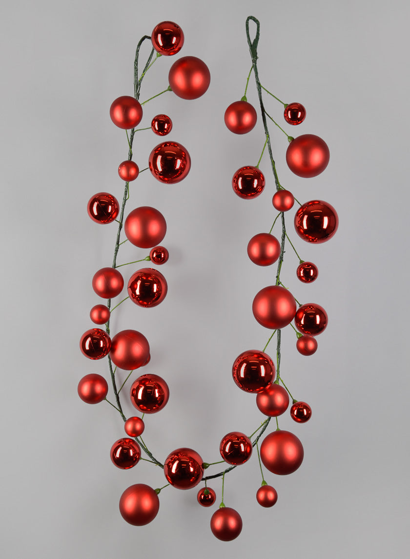 6ft Red Ball Garland