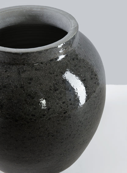 Migos Gloss Black Vase