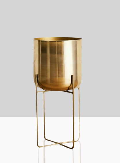 12 Â¾in, 23in, &amp; 26in High Gold Soho Planter With Stand