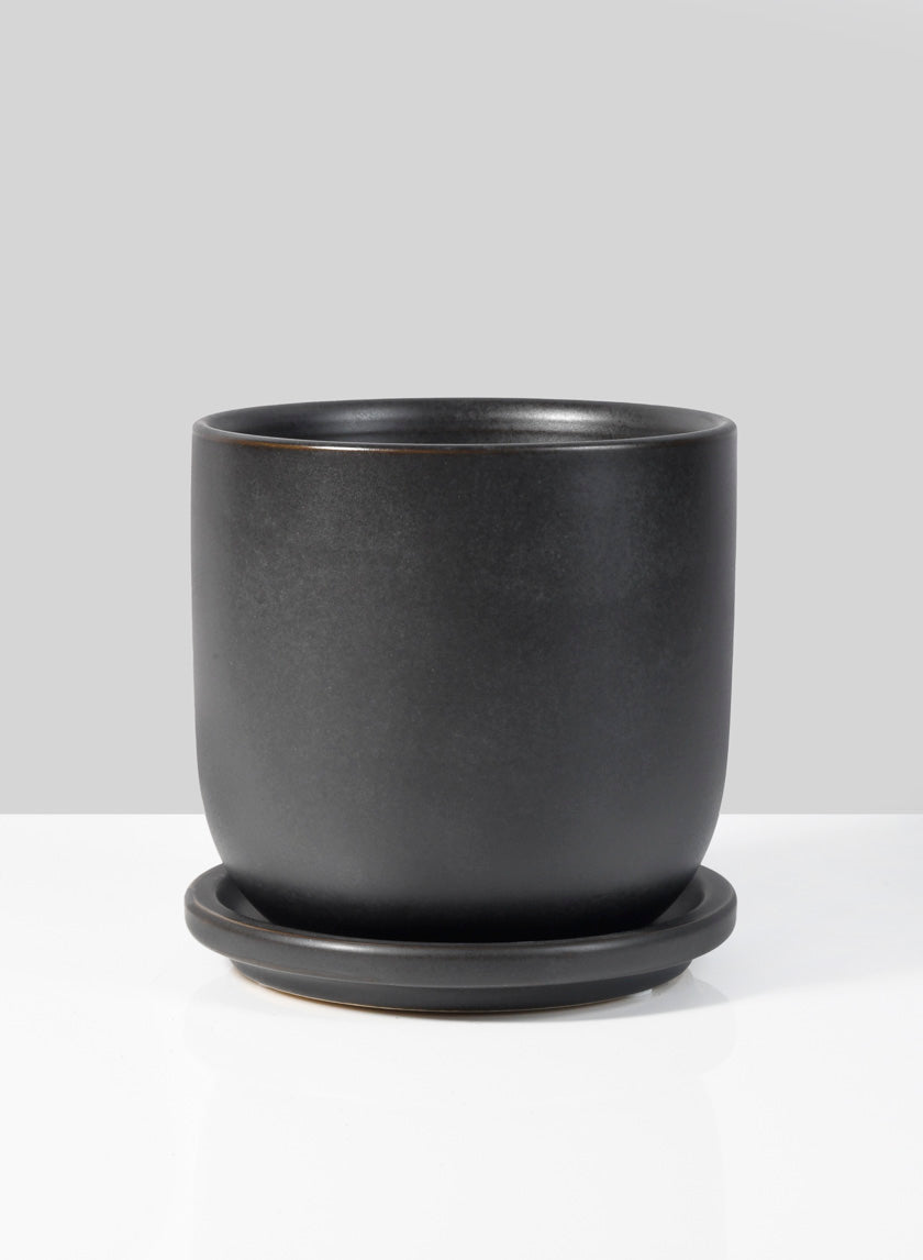 4  1/2in Matte Black Aeon Ceramic Pot &amp; Saucer