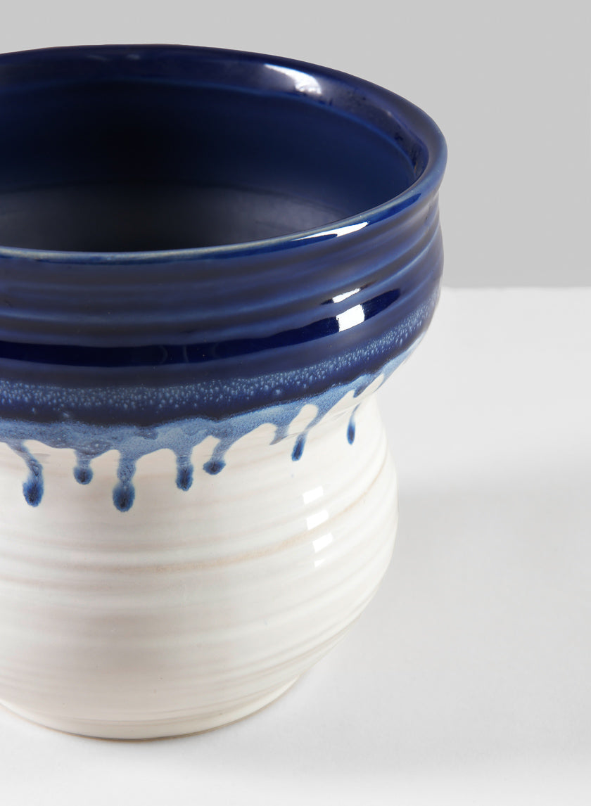 6in Harami running blue pot