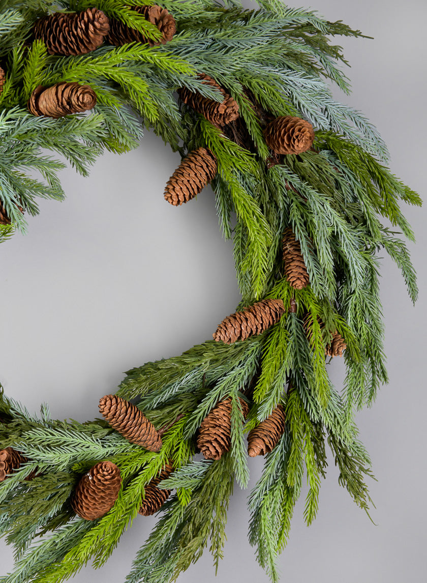 23in Pine Wreath With Pine Cones