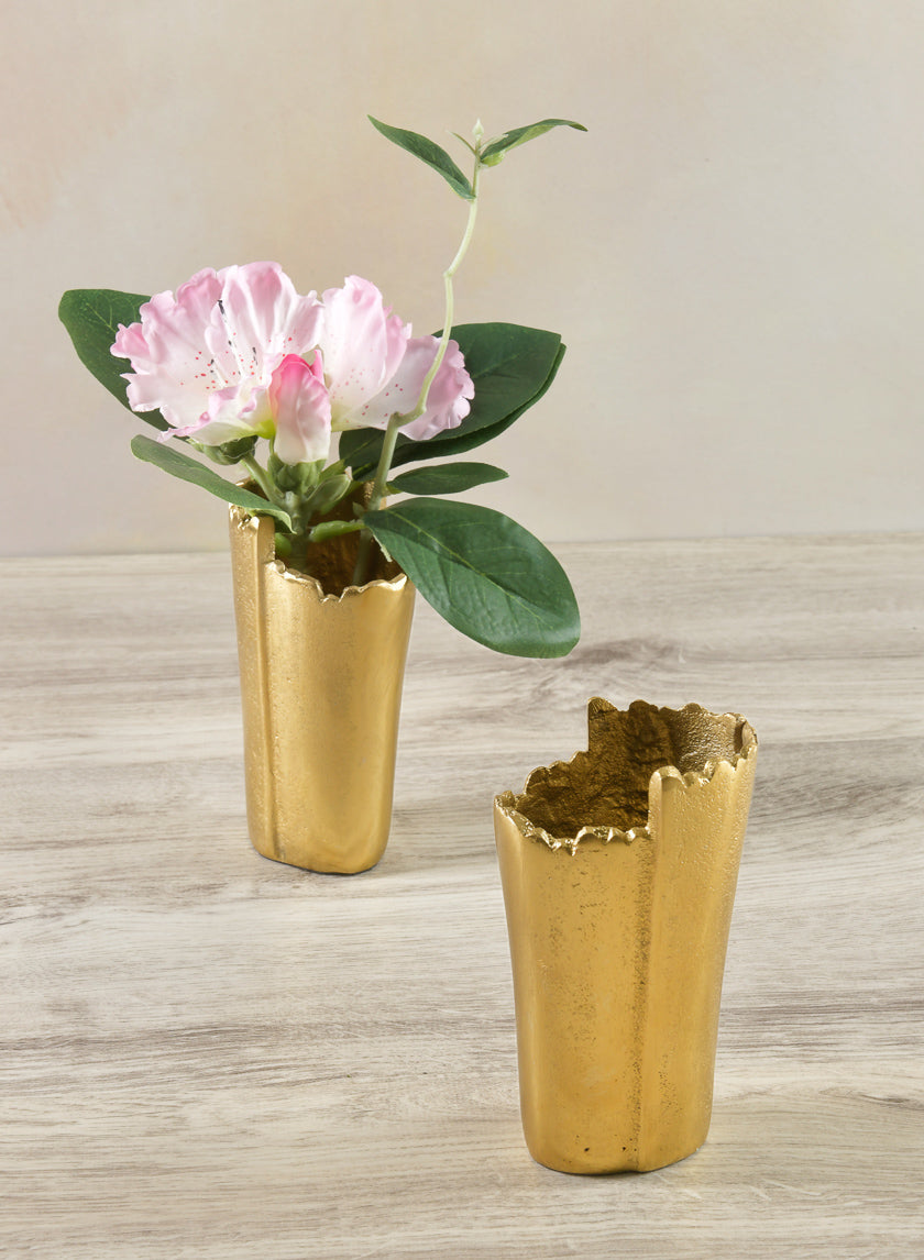 5in Iris Aluminum Gold Mini Vase