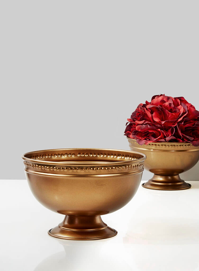 6 Â¾in &amp; 8in Antique Gold Bowls