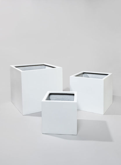 19  3/4n Kyvika Matte White Fiberstone Square Pot